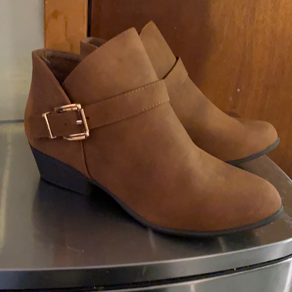 Never worn